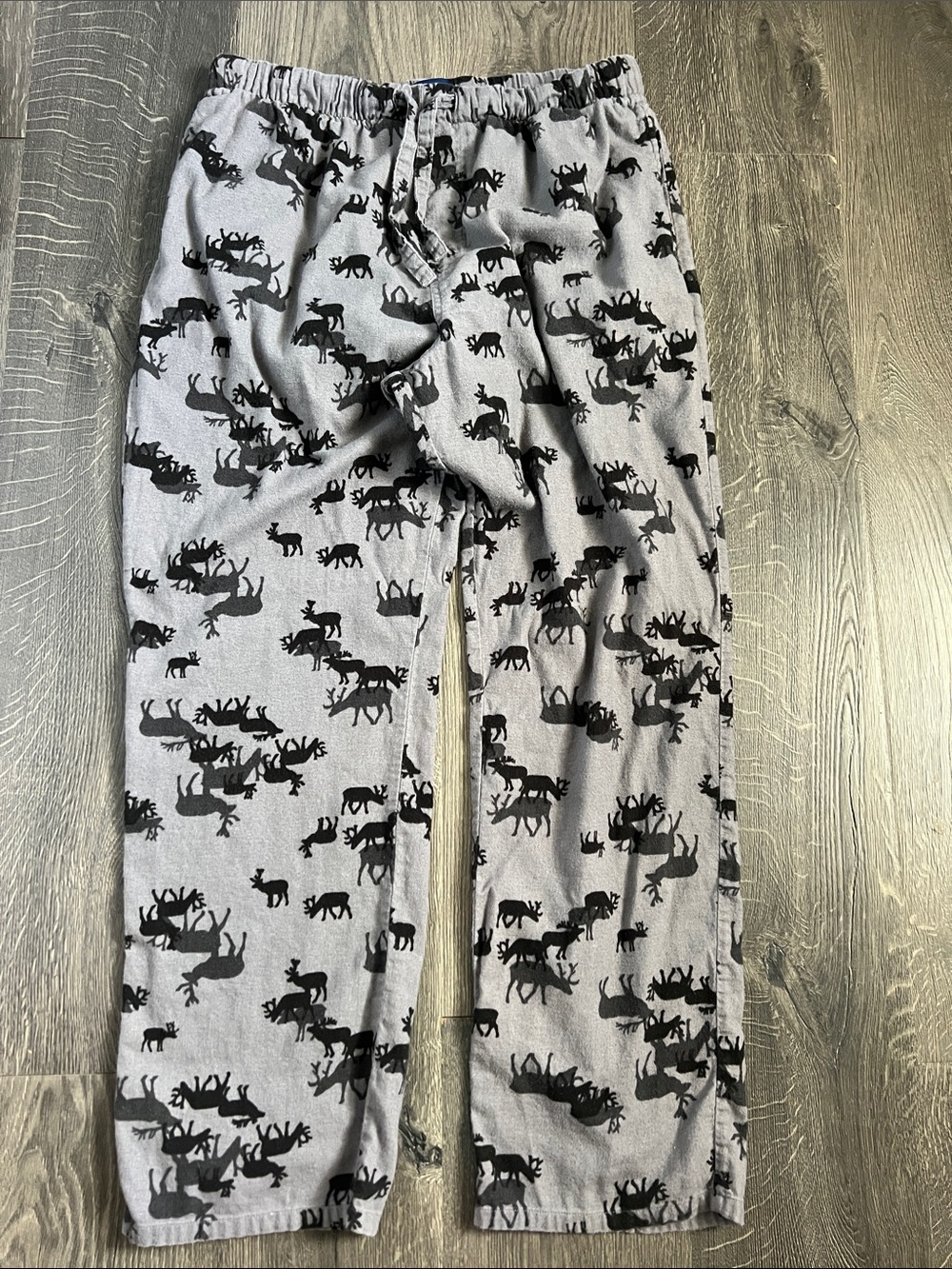 Old Navy Men's Large Gray Pajama Pants with Black Moose Print
